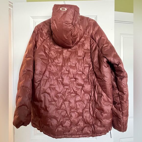 Oakley Drift-o-Puff Men’s Ski Jacket in Granache color - Picture 3 of 6